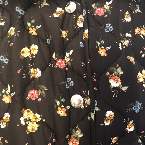 AUTHENTIC Elegant KHRISJOY Quilted Puffed Jacket: Size L - Picture 2 of 16